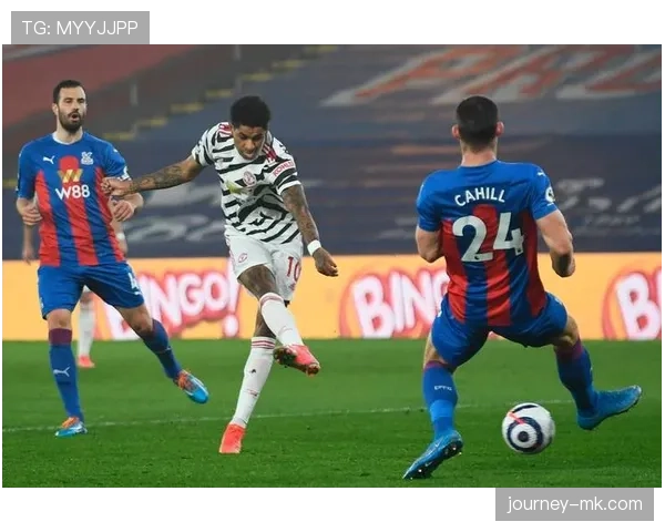 足球球星表现榜：近期状态回暖，多位核心球员发挥稳定