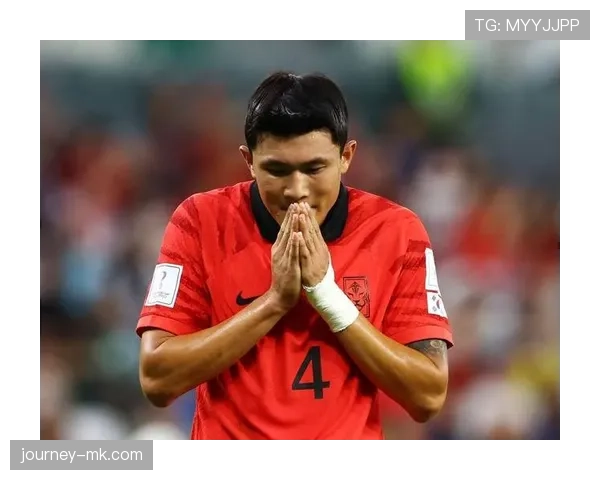 金玟哉：意甲最佳后卫荣誉加身